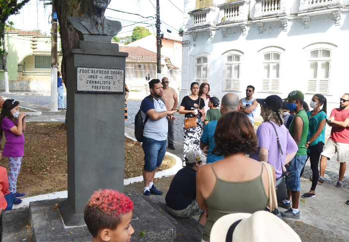 PASSEIO HISTÓRICO COM OLHAR AFRO-CENTRADO SERÁ REALIZADO NESTE SÁBADO (8), EM RESENDE 