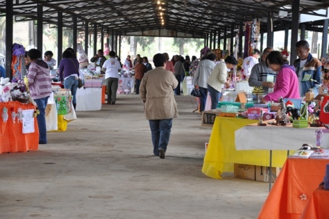 Feira Sertaneja acontece neste domingo no Parque de Exposições
