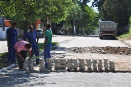 Prefeitura amplia obras de pavimentação na região do Manejo