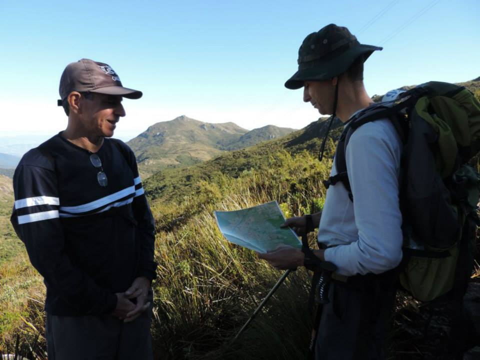 Curso de Monitor de Ecoturismo de Resende realiza aula prática de orientação e navegação