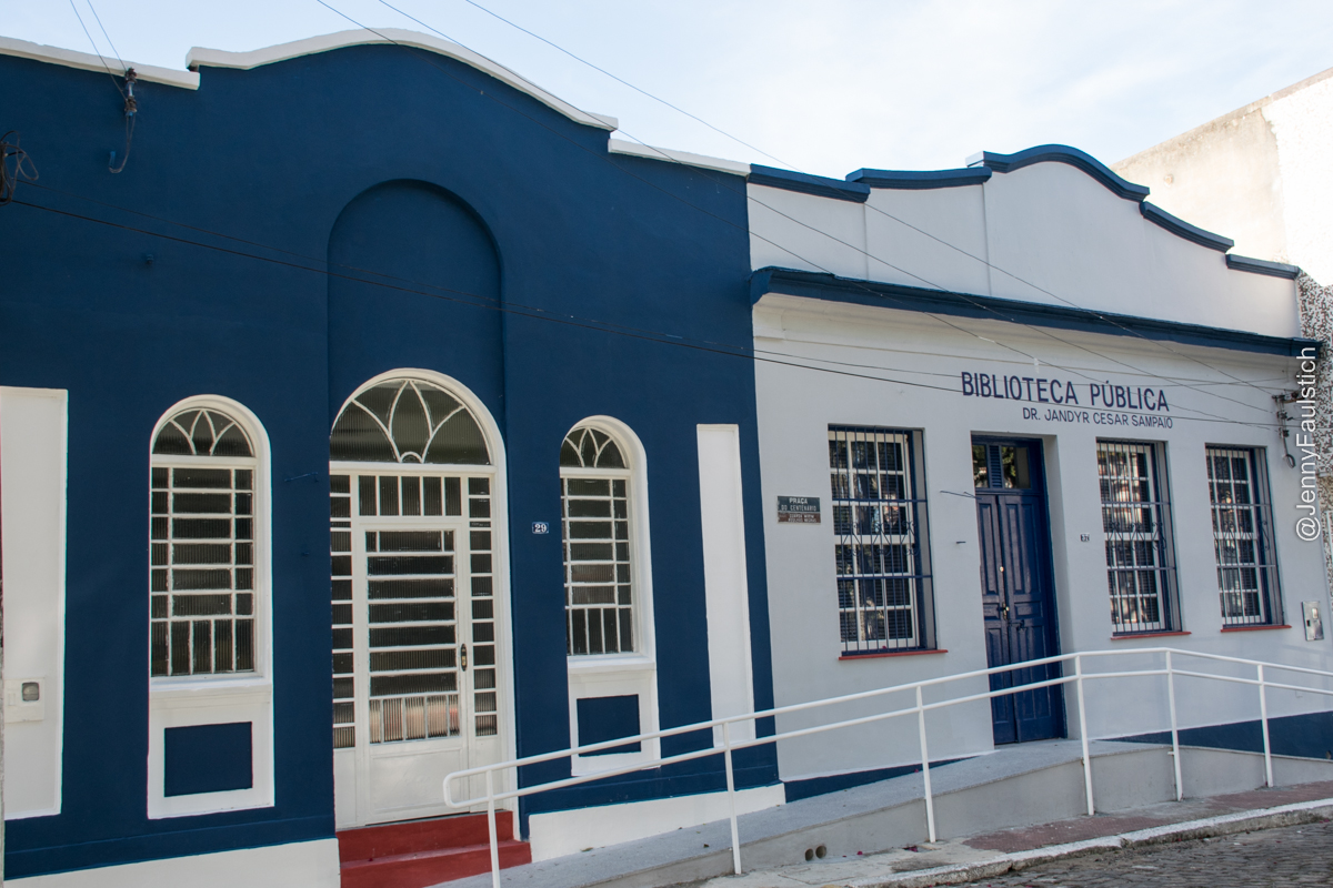 BIBLIOTECA PÚBLICA RETORNA À SUA  SEDE ORIGINAL, FUNDADA HÁ 70 ANOS