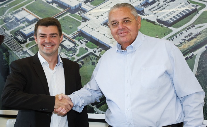Prefeito de Resende visita fábrica da MAN Latin America