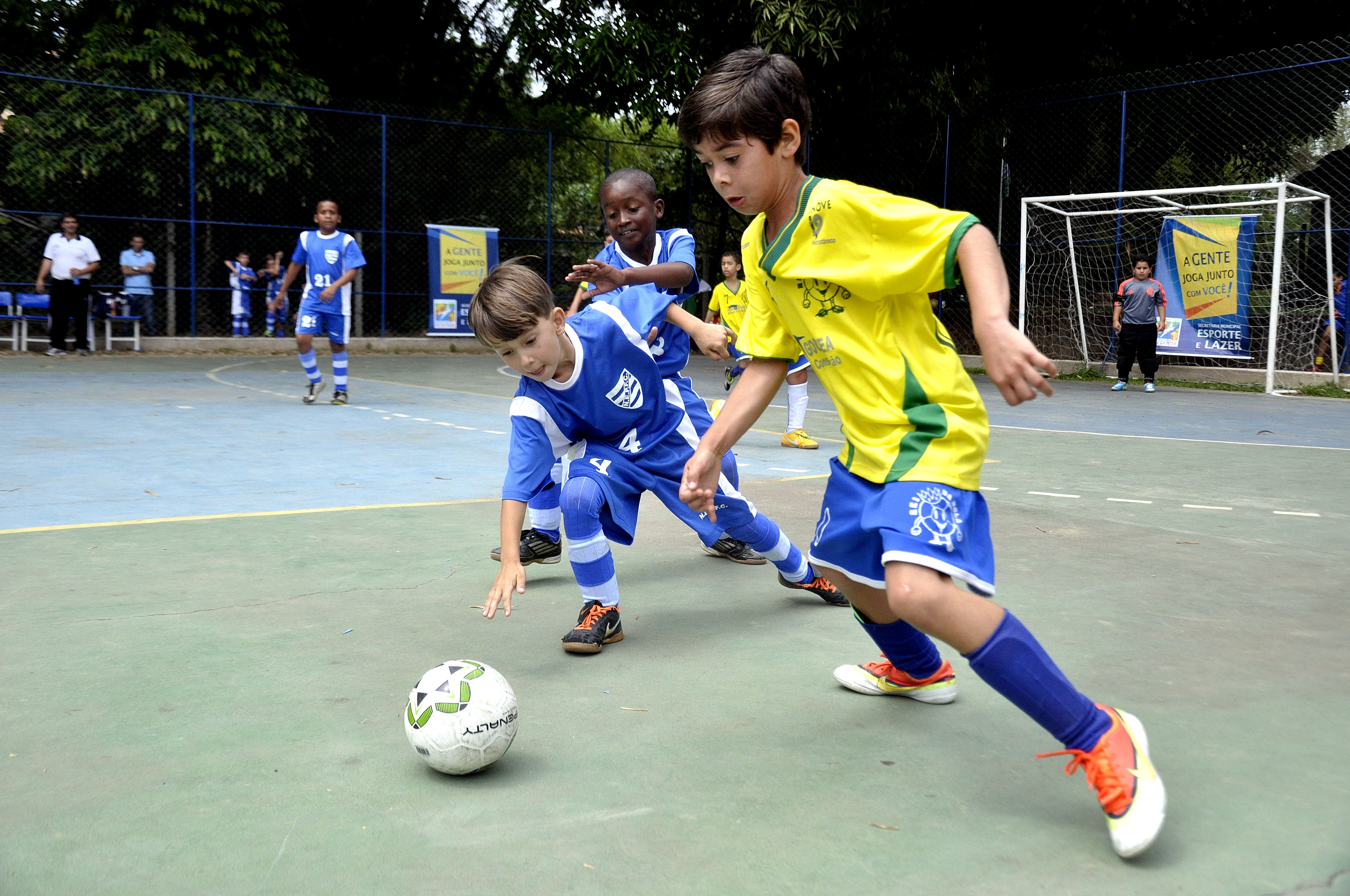 Festival Dente de Leite de Futsal agita Parque Tobogã neste domingo