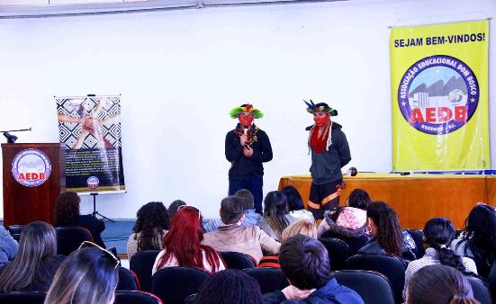 Projeto de valorização da cultura indígena promove encontro com professores