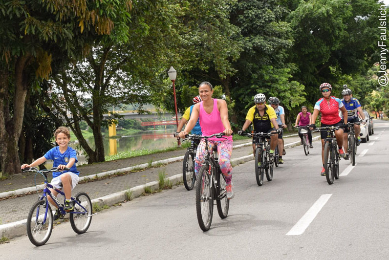 PASSEIO CICLÍSTICO COMEMORA DIA DA ÁGUA EM RESENDE