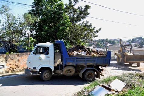 Mais de 455 caminhões de lixo foram recolhidos durante os mutirões de limpeza deste ano 