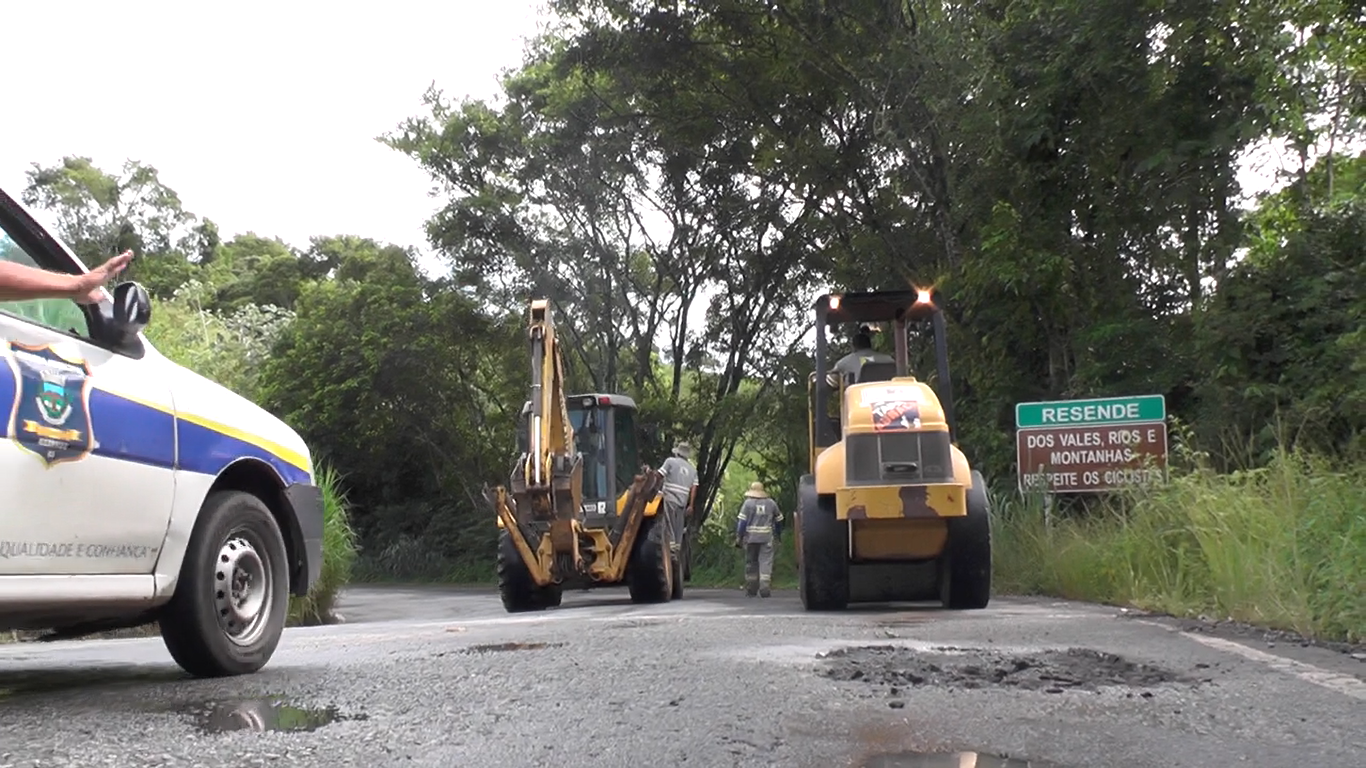PREFEITURA GARANTE MAIOR SEGURANÇA A MOTORISTAS QUE SEGUEM PARA VISCONDE DE MAUÁ