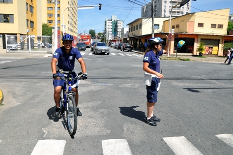 Guardas municipais ganham bicicletas para patrulhamento nas ruas 