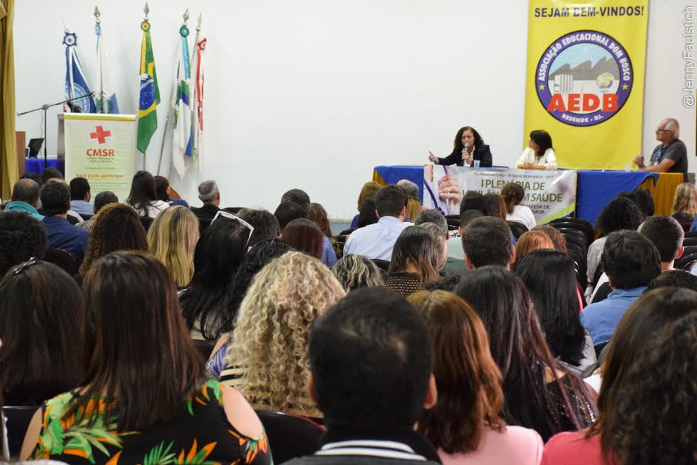 Profissionais de saúde debatem novo plano quadrienal de Resende