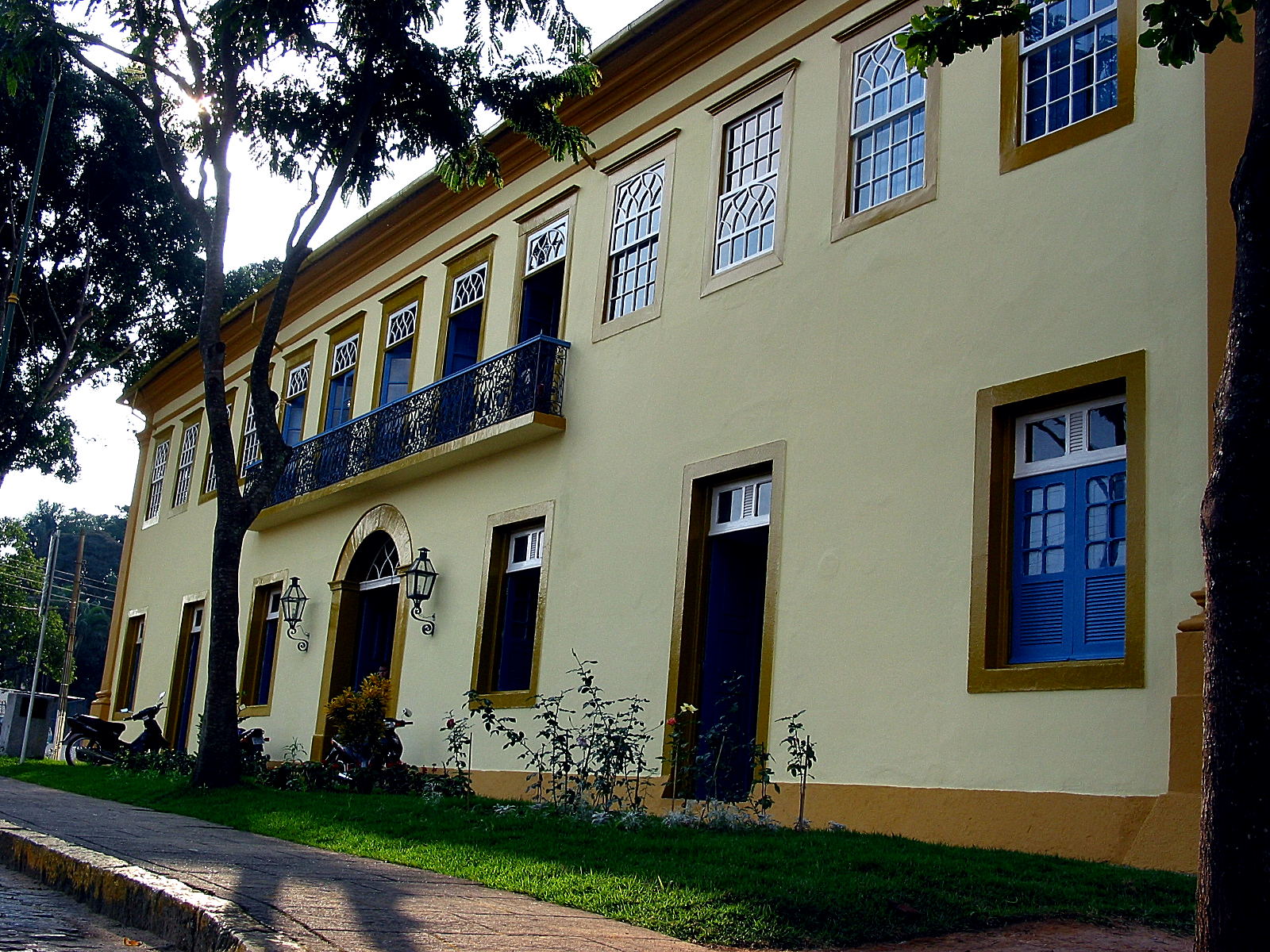 Casa da Cultura abre exposição em homenagem a Sant'Anna dos Tocos