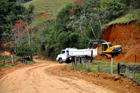 Prefeitura intensifica monitoramento e recuperação de estradas rurais 