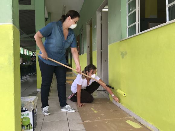 Mutirão revitaliza projeto Quilombo da Paz