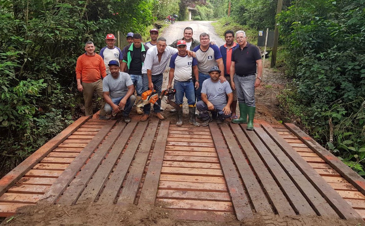 ESTRADA DA SERRINHA GANHA NOVA PONTE