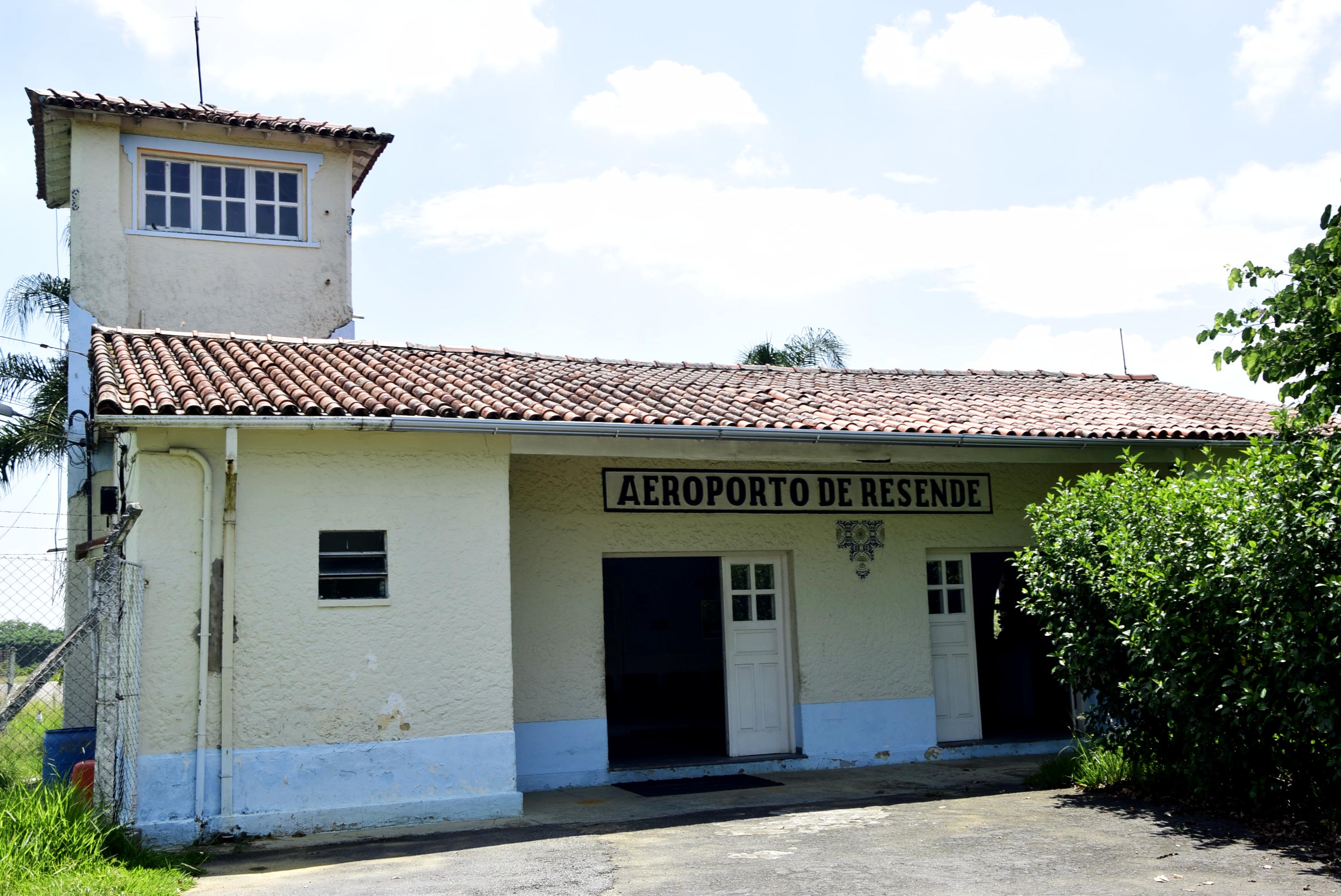 MINISTÉRIO DOS TRANSPORTES LIBERA R$ 7 MILHÕES PARA MODERNIZAÇÃO DO AEROPORTO DE RESENDE