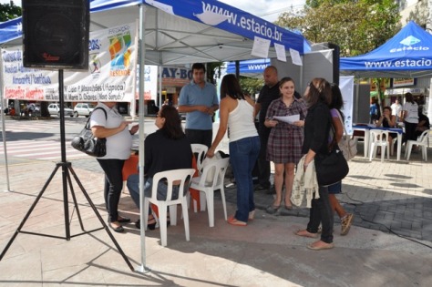 Prefeitura e Estácio de Sá promovem ação no Calçadão