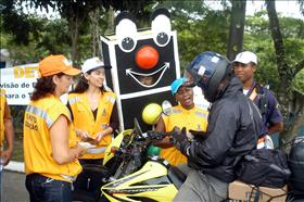 Campanha educativa para motociclistas acontece na Cidade Alegria