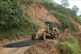 Município realiza serviços de manutenção em estradas rurais