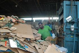 Coleta seletiva: Rechuan anuncia melhorias para projeto de reciclagem
