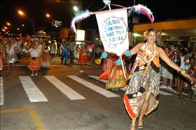 Saúde: Prevenção contra Dengue na passarela do samba