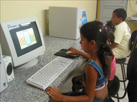 Laboratórios de informática em escolas serão ampliados
