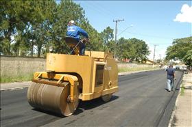 Prefeitura inaugura mais obras de asfaltamento