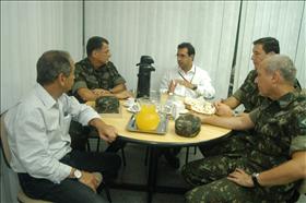 Rechuan reafirma importância de parcerias com o Exército
