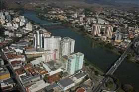 Ato cívico lembra elevação de Resende da categoria de vila para cidade