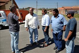 Secretário municipal e vereadores visitam obras na Grande Alegria e na região da Fazenda da Barra