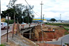 Obras na entrada da cidade: motoristas devem redobrar atenção