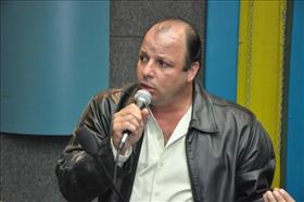 Prefeitura notifica empresa responsável pela coleta de lixo
