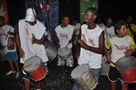 Agremiações carnavalescas vão representar seis comunidades