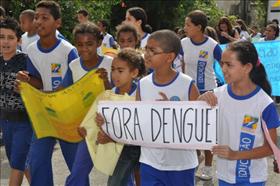 Agentes sanitários encontram mais 450 focos do mosquito transmissor