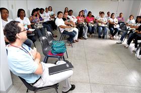 Agentes comunitários são capacitados para o combate à dengue